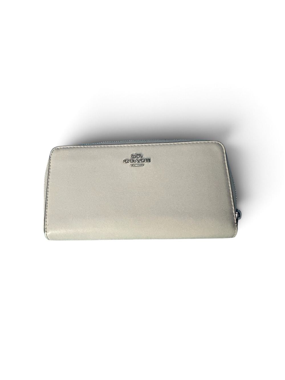 Coach Light Gray Pebble Leather Zip Wallet * missing wrist strap*
